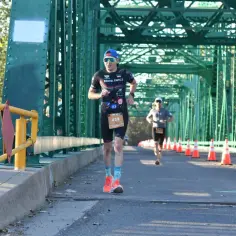 Pierwszy maraton jaki czas: realne cele dla początkujących biegaczy