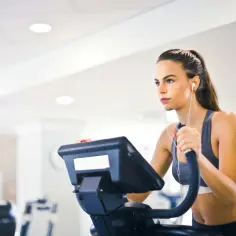Jak skutecznie połączyć trening cardio i siłowy dla lepszych efektów