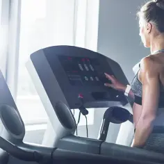 Ile razy w tygodniu cardio na redukcji, by uniknąć stagnacji w odchudzaniu?